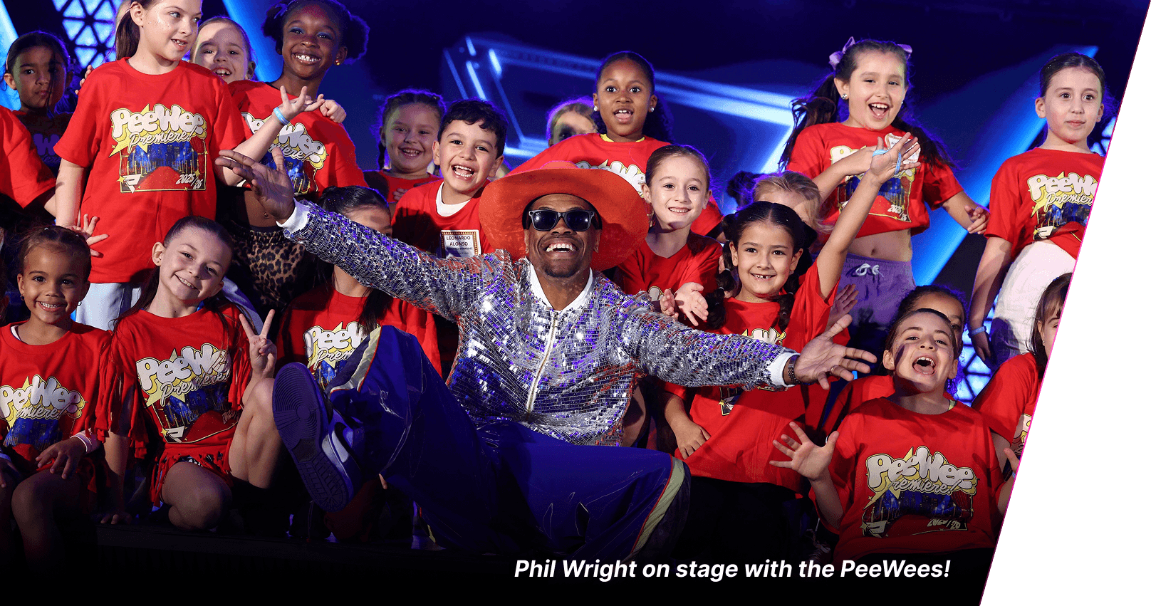 Phil Wright on stage with the PeeWees!